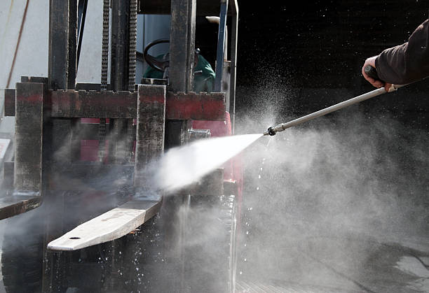 Best Affordable Pressure Washing  in Bolivar, TN
