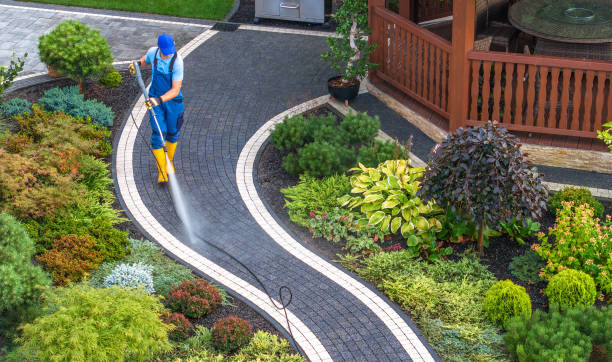 Best Garage Pressure Washing  in Bolivar, TN